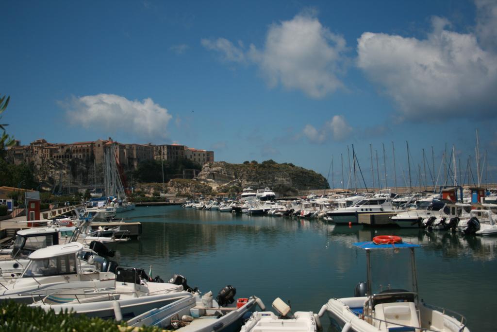 Appartamenti Porta Antica Di Tropea Kamer foto