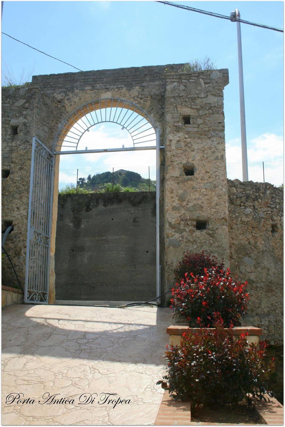 Appartamenti Porta Antica Di Tropea Buitenkant foto